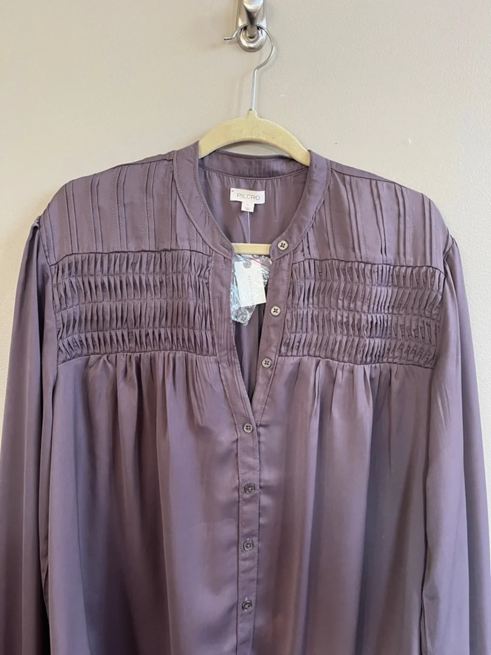 Anthropologie Silky Smocked Yoke Long Sleeve Purple Button down Shirt size large - Picture 4 of 16
